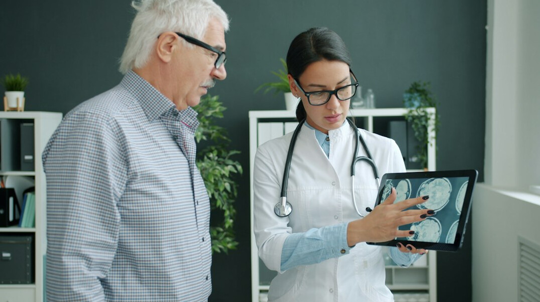 doctor consulting patient